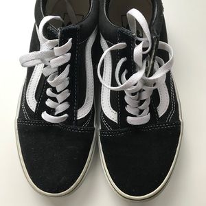 Unisex Vans Black & White Old Skool Shoes